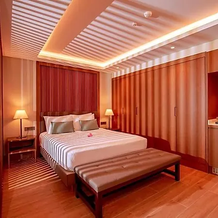 Casa Lumar Luxury Lodging- Adult Only